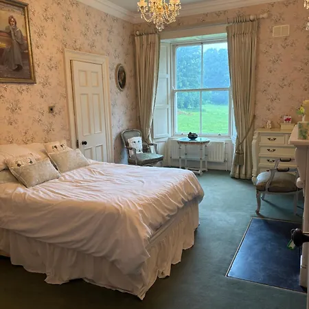 Stunning Victorian Charm *