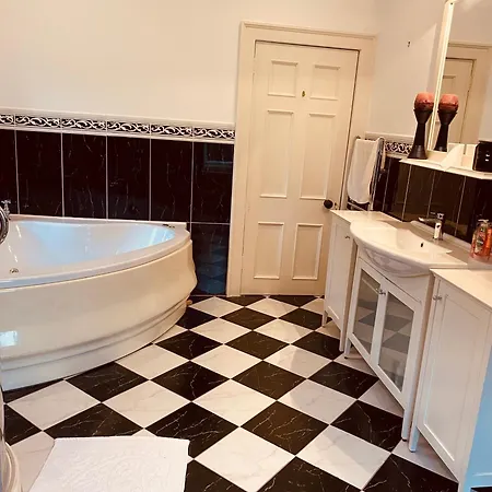 Stunning Victorian Charm *