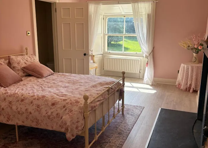 Stunning Victorian Charm Bed & Breakfast Kells (Meath)